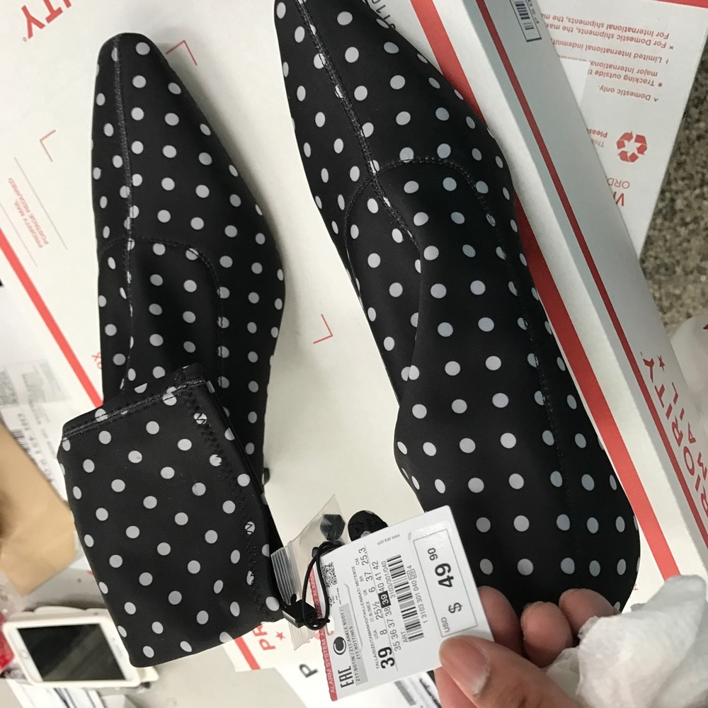 Extra pic 📦 Shipped